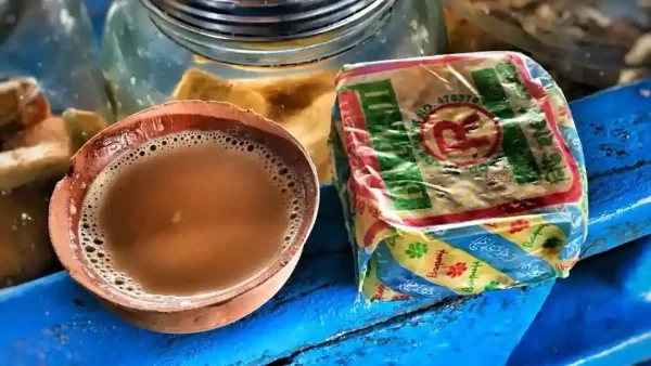 Kolkata Special Bapuji Tiffin Cake | 12 Pcs